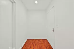 22117 Burbank, Woodland Hills, CA 91367 - Photo 5