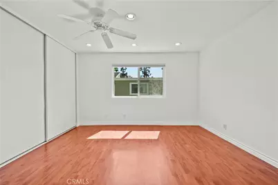 22117 Burbank #5, Woodland Hills, CA 91367 - Photo 33