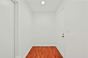 22117 Burbank, Woodland Hills, CA 91367 - Photo 7
