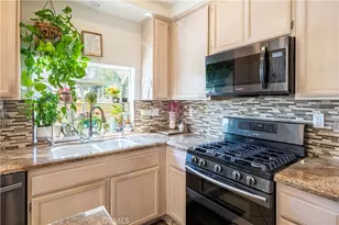 985 Brandon Ave, Simi Valley, CA 93065 - Photo 15