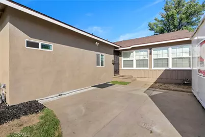 8540 Chimineas, Northridge, CA 91325 - Photo 25