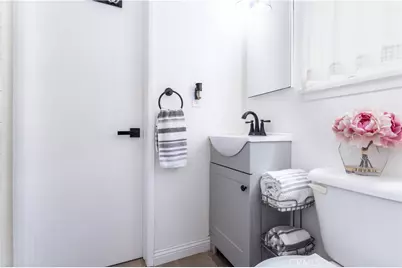 10145 Noble, Mission Hills (San Fernando), CA 91345 - Photo 21