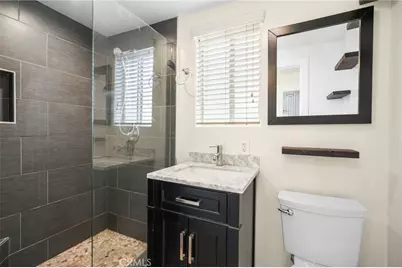 1598 W 36th Place, Los Angeles, CA 90018 - Photo 31