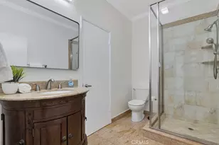 23942 Califa, Woodland Hills, CA 91367 - Photo 13