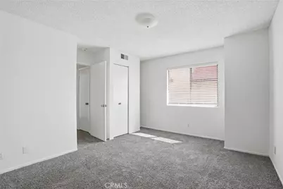 27657 Ironstone Dr #1, Canyon Country, CA 91387 - Photo 11