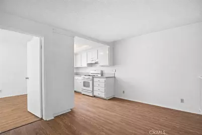 27657 Ironstone Dr #1, Canyon Country, CA 91387 - Photo 5