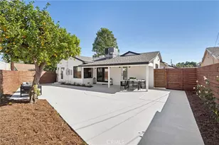 13907 13909 Wyandotte St, Van Nuys, CA 91405 - Photo 37