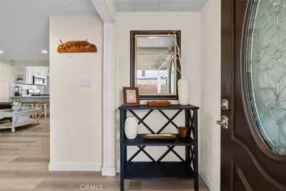 9559 9561 Natick, North Hills, CA 91343 - Photo 5
