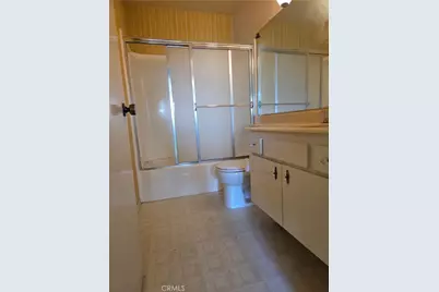 13877 Shablow Avenue, Sylmar, CA 91342 - Photo 9