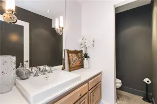 19865 Hiawatha St, Chatsworth, CA 91311 - Photo 5