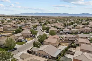 45541 Robinson Dr, Lancaster, CA 93535 - Photo 39