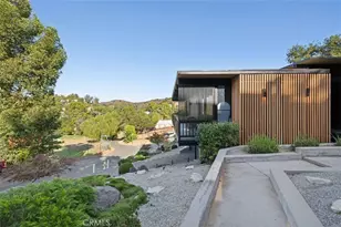 21090 Rios St, Woodland Hills, CA 91364 - Photo 43