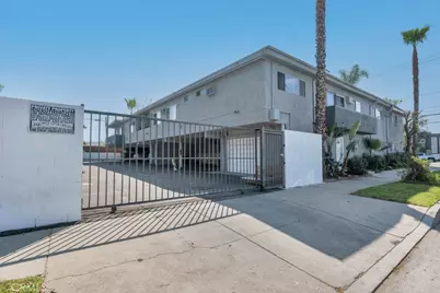 13825 Vanowen St, Van Nuys, CA 91405 - Photo 19