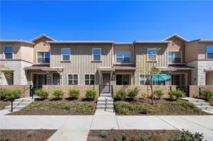 22886 Concord, Saugus, CA 91350 - Photo 1