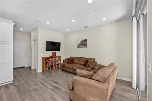 22886 Concord, Saugus, CA 91350 - Photo 3