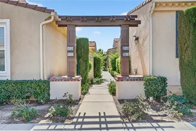 20140 Pienza, Porter Ranch, CA 91326 - Photo 3