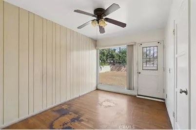 1613 E Ezmirlian, Compton, CA 90221 - Photo 9