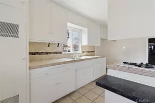 1613 E Ezmirlian, Compton, CA 90221 - Photo 7