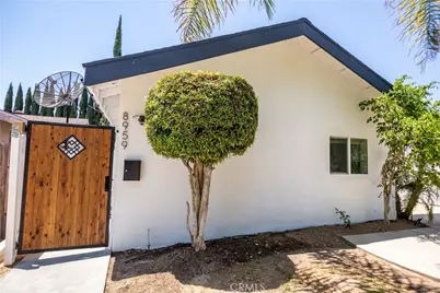 8961 Etiwanda Avenue, Northridge, CA 91325 - Photo 5