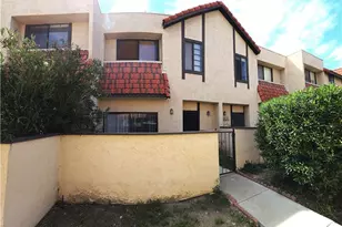 27657 Ironstone Dr, Canyon Country, CA 91387 - Photo 15