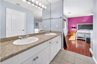 7046 De Celis Place #7, Lake Balboa, CA 91406 - Photo 19