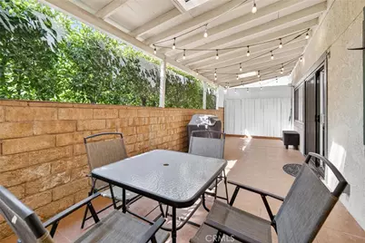 7046 De Celis Place #7, Lake Balboa, CA 91406 - Photo 13