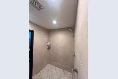 19564 S Ventura Boulevard, Tarzana, CA 91356 - Photo 17