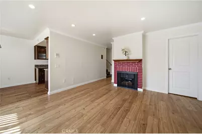 9047 Langdon Ave #6, North Hills, CA 91343 - Photo 3