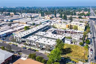 9047 Langdon Ave, North Hills, CA 91343 - Photo 21