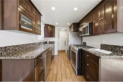 9047 Langdon Ave #6, North Hills, CA 91343 - Photo 7