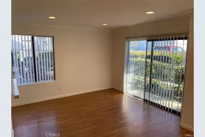 10001 Topanga Canyon Blvd #17, Chatsworth, CA 91311 - Photo 7