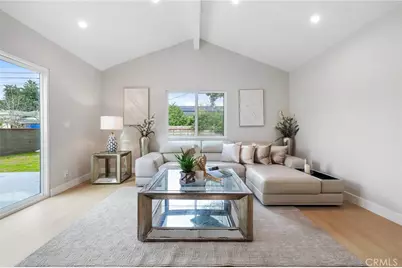 14137 Gain, Arleta, CA 91331 - Photo 5