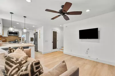 23121 Yvette Lane, Valencia, CA 91355 - Photo 15