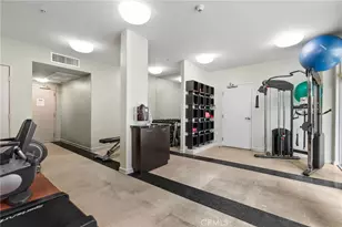 250 N First Street, Burbank, CA 91502 - Photo 21