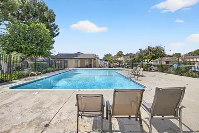 12305 Runnymede #1, North Hollywood, CA 91605 - Photo 15