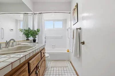 29223 Flowerpark Drive, Canyon Country, CA 91387 - Photo 25