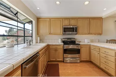 19252 Pebble Beach, Porter Ranch, CA 91326 - Photo 11