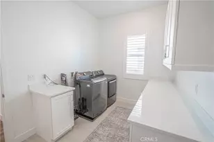 29768 Camino la Perdiz, Valencia, CA 91354 - Photo 31