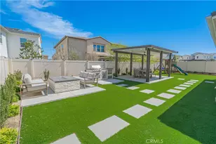 29768 Camino la Perdiz, Valencia, CA 91354 - Photo 49