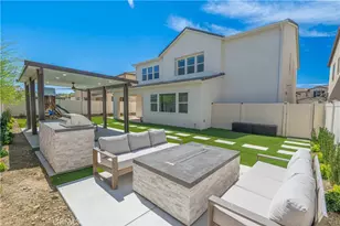 29768 Camino la Perdiz, Valencia, CA 91354 - Photo 51