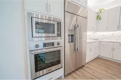 29768 Camino La Perdiz, Valencia, CA 91354 - Photo 9