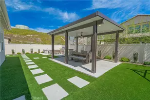 29768 Camino la Perdiz, Valencia, CA 91354 - Photo 45