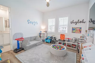 29768 Camino La Perdiz, Valencia, CA 91354 - Photo 35