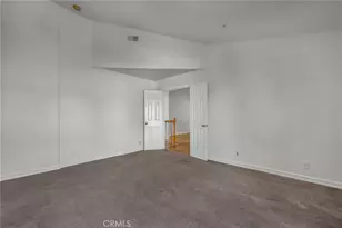 18347 Saticoy St, Reseda, CA 91335 - Photo 17