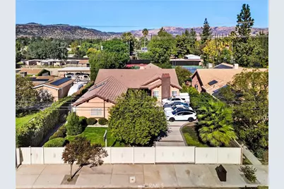 22329 Plummer St, Chatsworth, CA 91311 - Photo 3