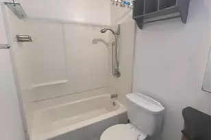 5800 Kanan, Agoura Hills, CA 91301 - Photo 11