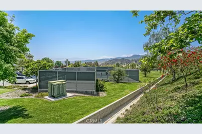 25550 Longfellow Place, Stevenson Ranch, CA 91381 - Photo 29
