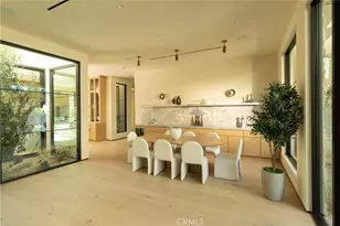 23340 Collins, Woodland Hills, CA 91367 - Photo 19