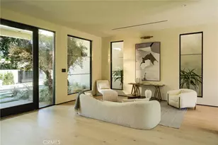 23340 Collins, Woodland Hills, CA 91367 - Photo 13