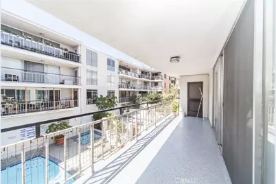 7260 Hillside Avenue #207, Los Angeles, CA 90046 - Photo 11
